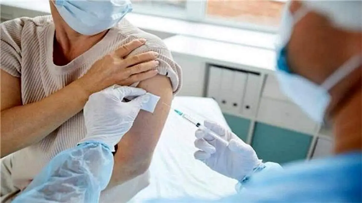 آغاز نوبتدهی واکسیناسیون کرونا برای سنین ۱۲ سال به بالا