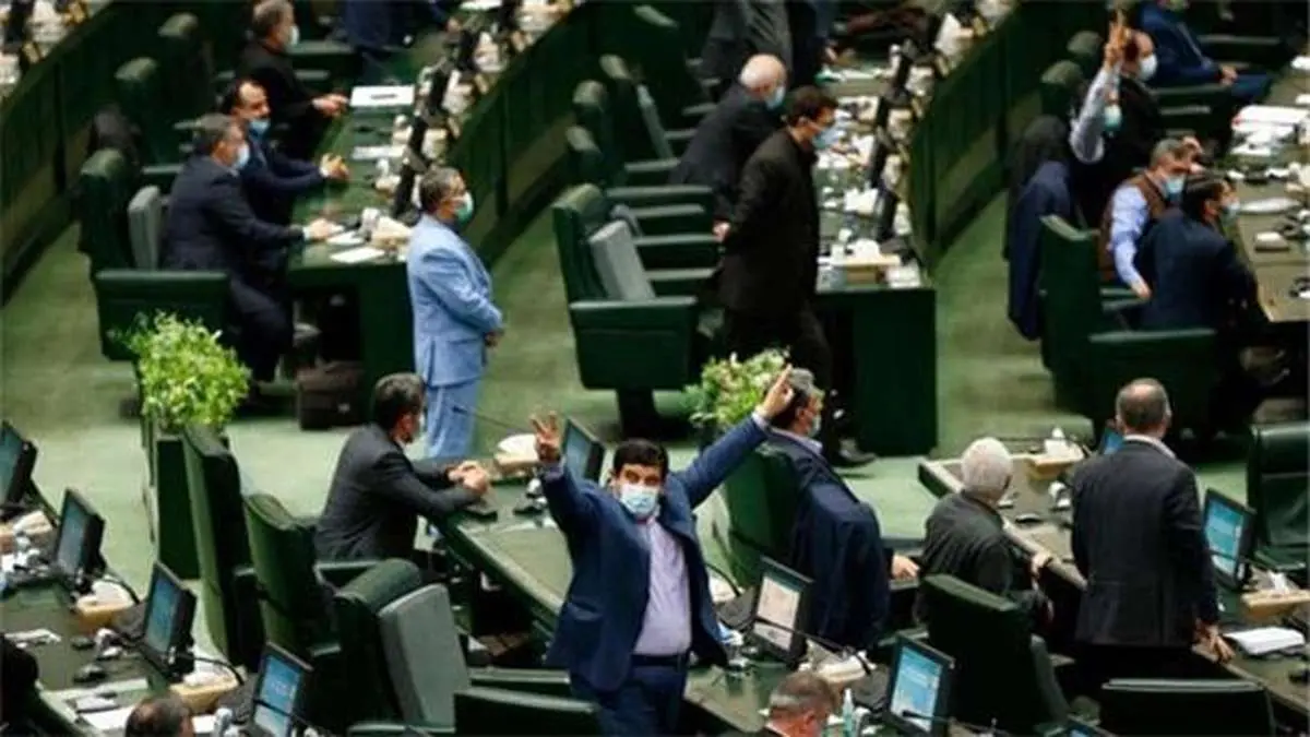 نوروزی: مخالفان اولویت، نمایندگان تهران هستند که از دغدغه معلمان بی‌خبرند/ شریعتی: سرنوشت طرح رتبه‌بندی مانند یارانه احمدی‌نژاد خواهد شد