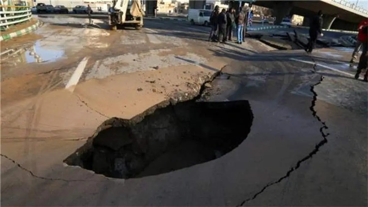 سقوط ناگهانی افراد در چالهها مرتبط با فرونشست زمین نیست