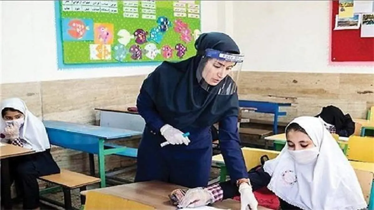 میزبانی مدارس برای حضور دانش آموزان بعد از دو سال/ آموزش به روال عادی باز می‌گردد؟