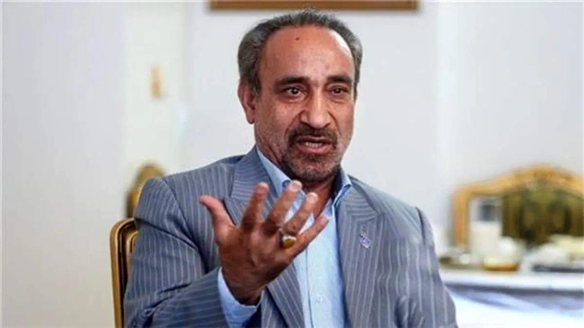با دولت سوم احمدینژاد مواجه هستیم