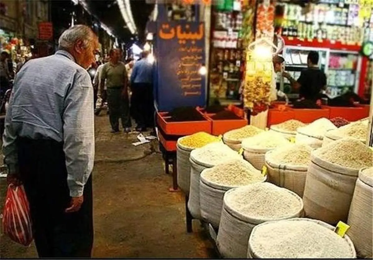 در صدر تخلفات شب عید گرانفروشی مشاهده می شود