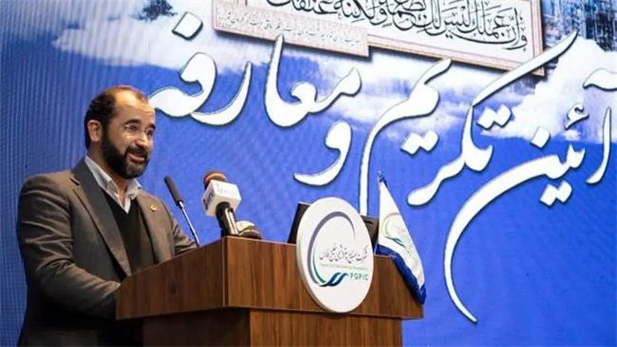 گلی: مهندس ربیعی، گفتمان جهاد در صنعت را ترویج کرد/ عبادزاده: با مدیران از فردای پس از مسئولیت، به چشم خطاکار برخورد میشود