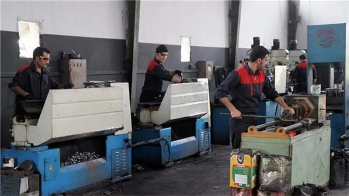 اشتغالزایی بنیاد برکت برای 6 هزار نفر با احیای 177 واحد صنعتی