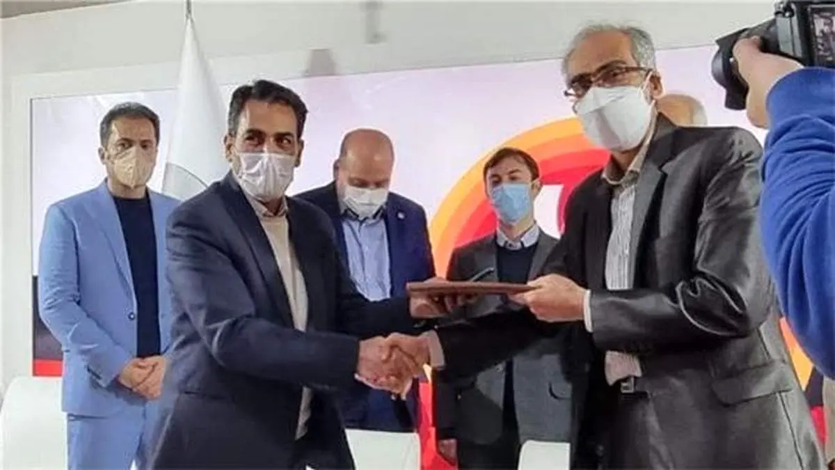 امضای چهار تفاهم نامه فولاد اکسین با شرکت های دانش بنیان در حوزه های پژوهش و فناوری و بومی سازی قطعات یدکی