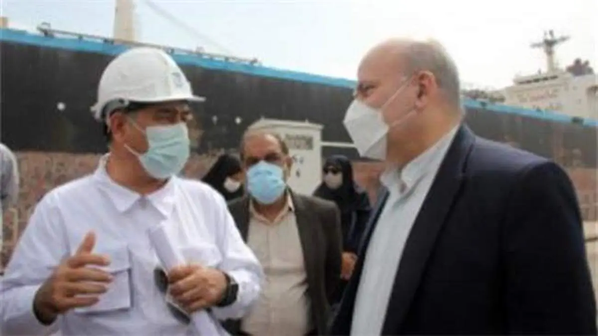 بازدید دکتر فکری معـاون وزیـر اقتصـاد و دارایـی ازمجتمع کشتی سازی و صنایع فراساحل ایران