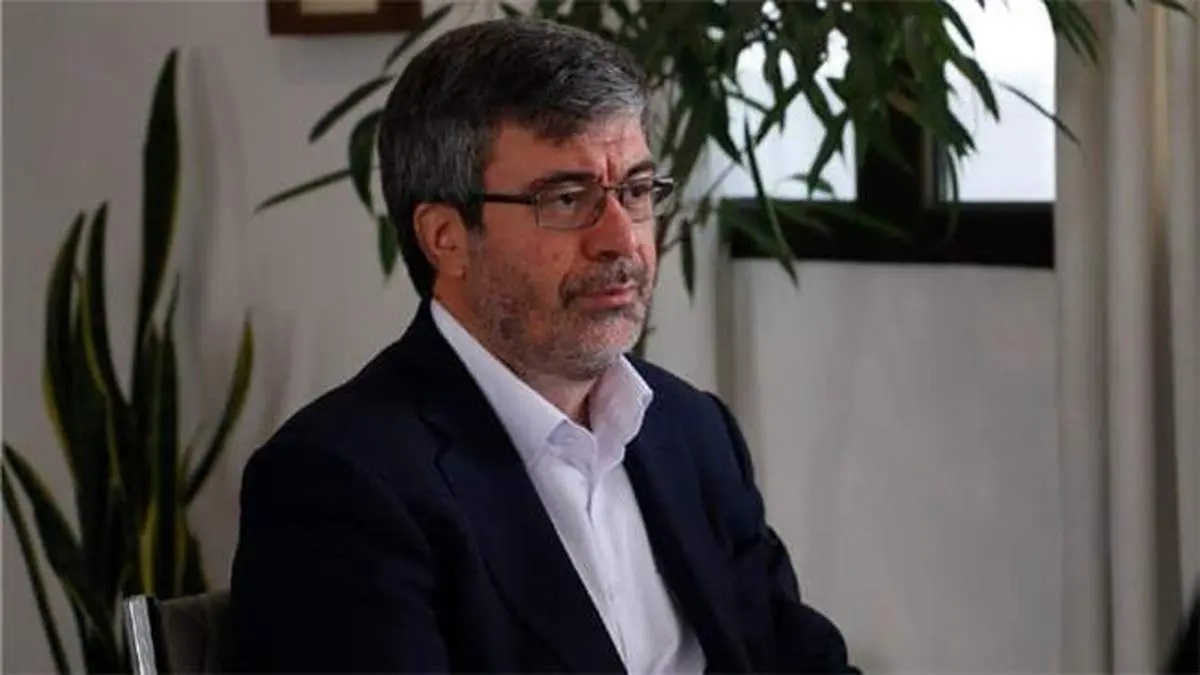 بیمه انرژی، پتروشیمی و فولاد اولویت اصلی بیمه رازی در سال 1401/ برنامه‌ریزی بیمه رازی با تاکید بر تحقق شعار سال