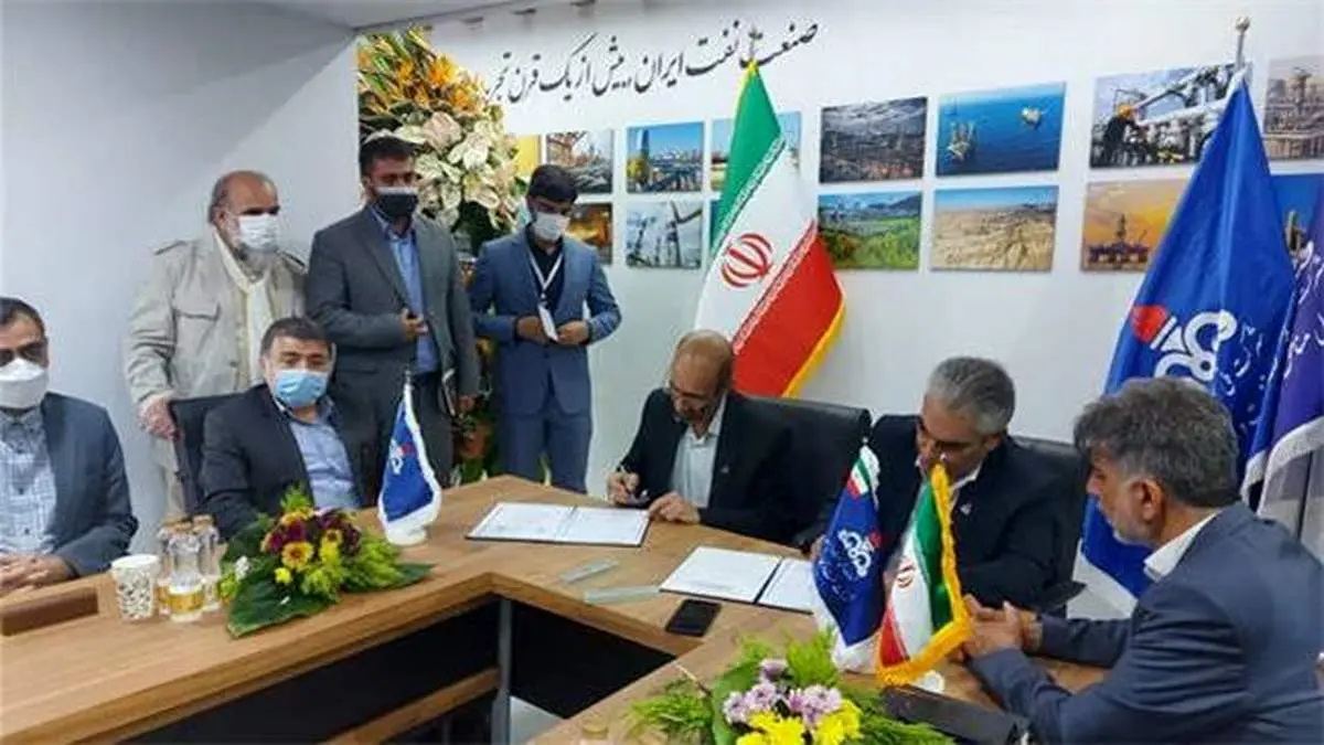 امضا تفاهم نامه همكاری بین مناطق نفت خیز جنوب و نفت و گاز اروندان