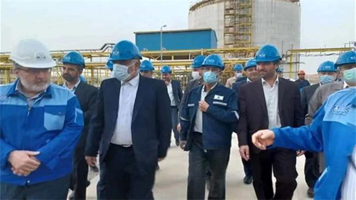 خود را ملزم به تامین خوراك پتروشیمیها میدانیم