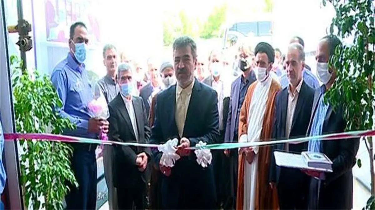 افتتاح نمایشگاه دستاوردهای دانشبنیان پتروشیمی شازند
