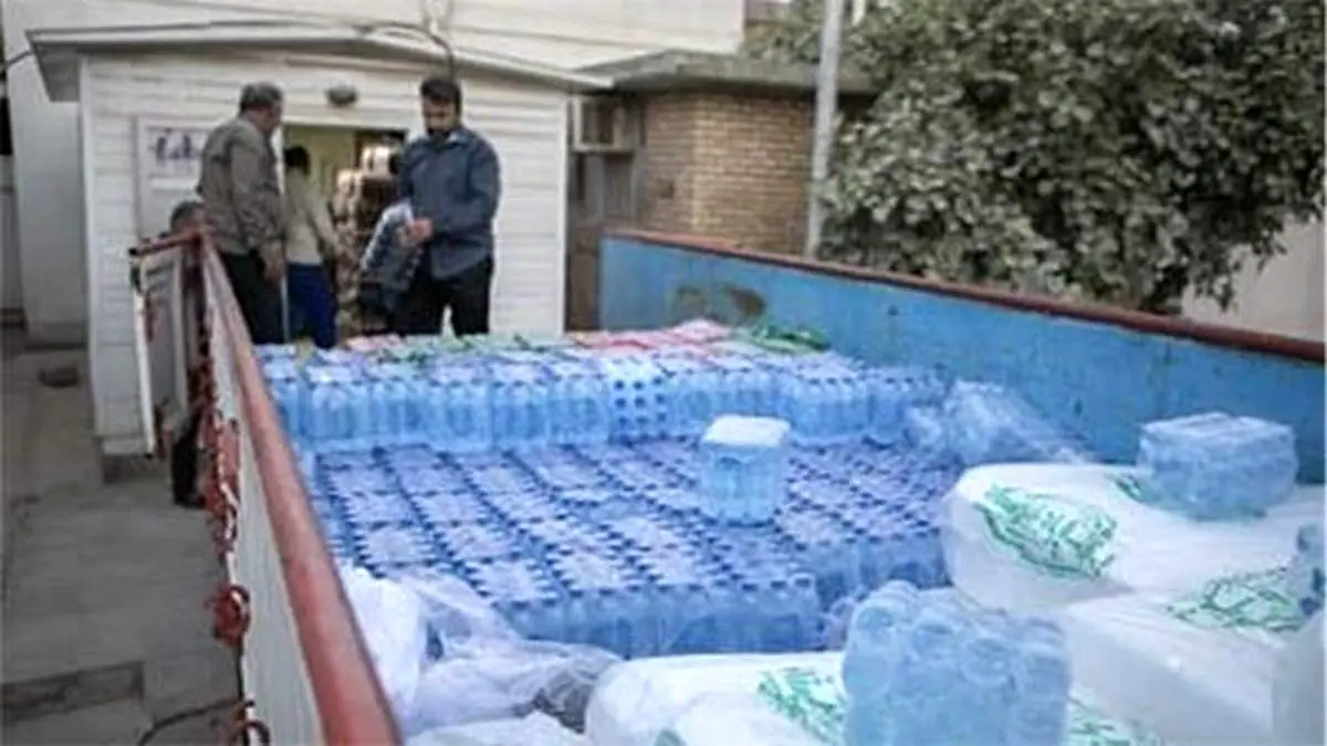 ارسال دومین محموله كمكهای مناطق نفتخیز جنوب به آبادان