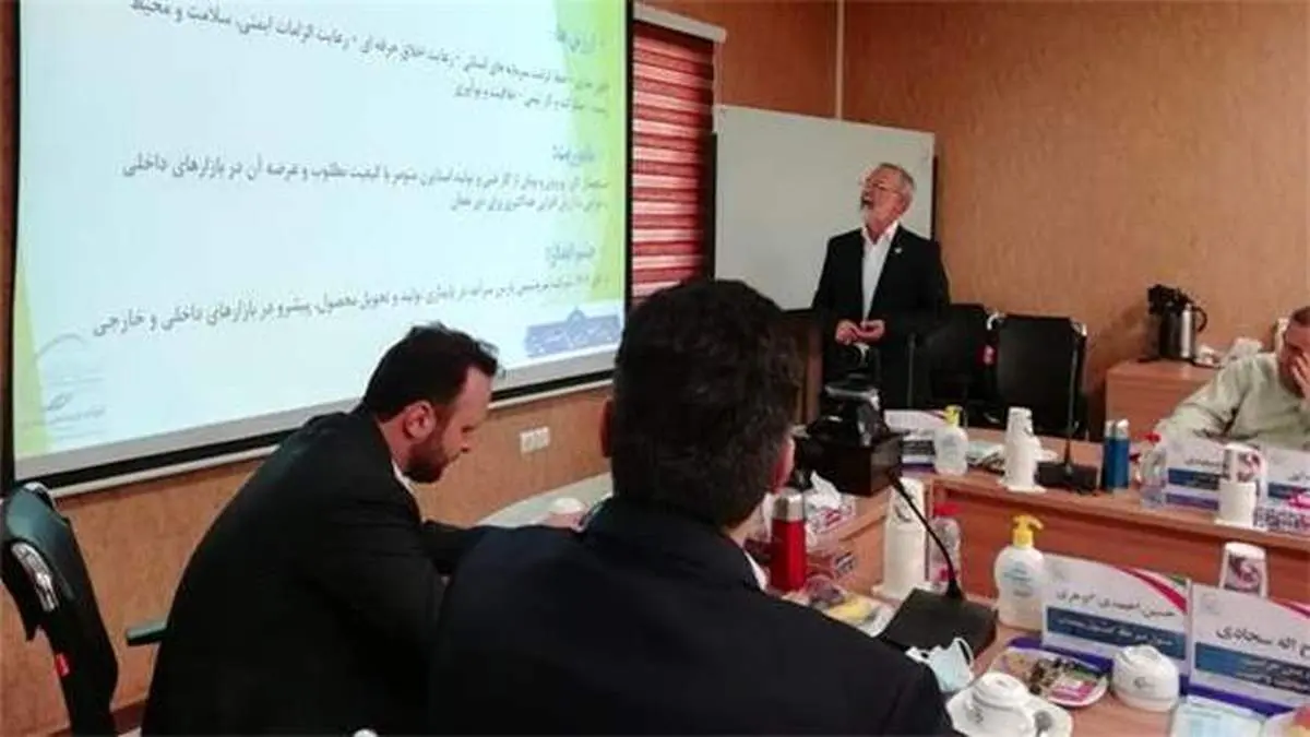 برای انجام طرحهای میان دستی و درون مجتمعی، یک روز را نباید از دست داد/ پتروشیمی پارس از بهترین پتروشیمی.های کشور است/ در زمان اجرای پروژههای توسعهای مجتمعها باید رکوردشکن باشیم