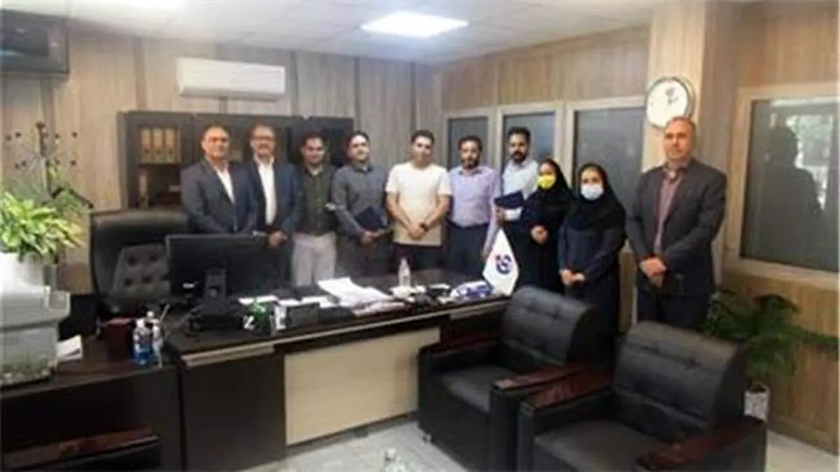 قدردانی از نمایندگان برتر شعبه هفت‌تیر كرج