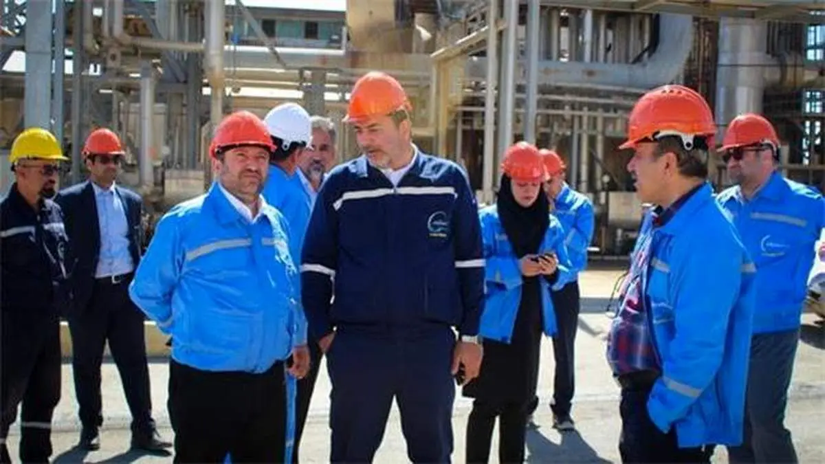 تاکید بر رفع موانع تولید و فروش محصول در شاروم