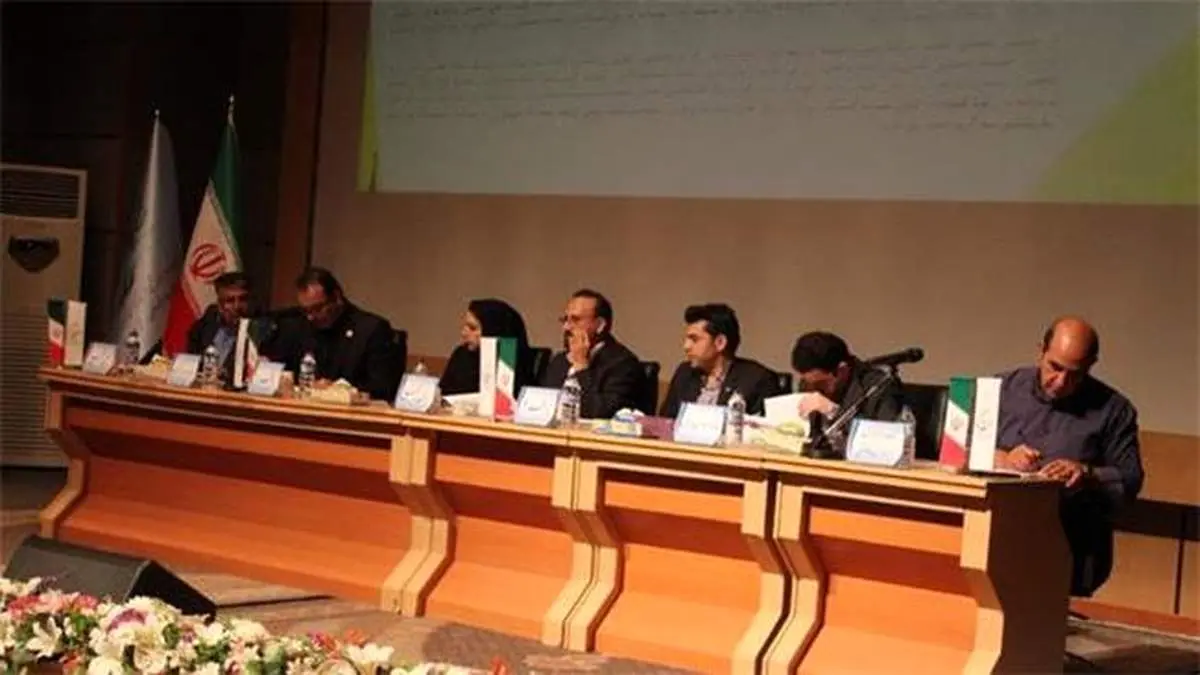 افزایش ۶۳ درصدی سود خالص شاروم/واحد پلی آلومینیوم کلراید پتروشیمی ارومیه سال ۱۴۰۲ به بهرهبرداری میرسد