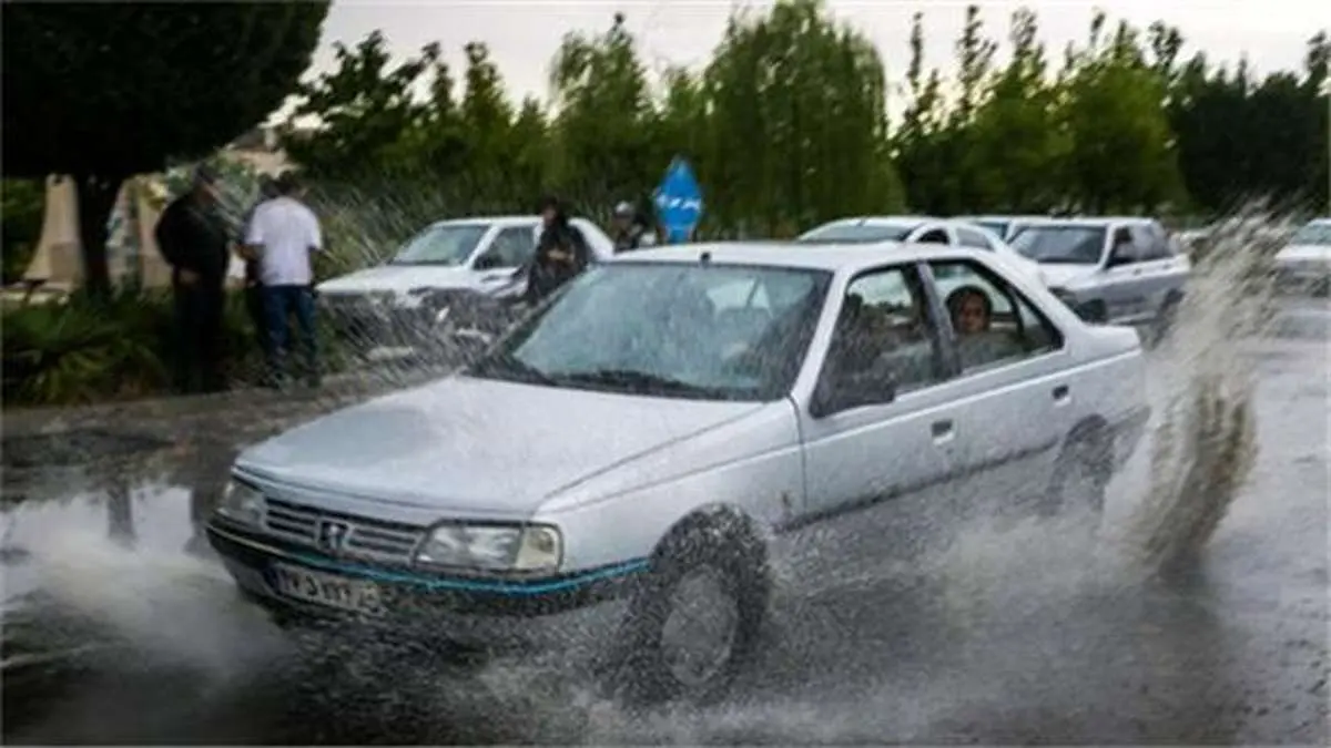 رگبار باران و وزش باد در ۱۲ استان/خیزش گردوخاک در ۱۰ استان