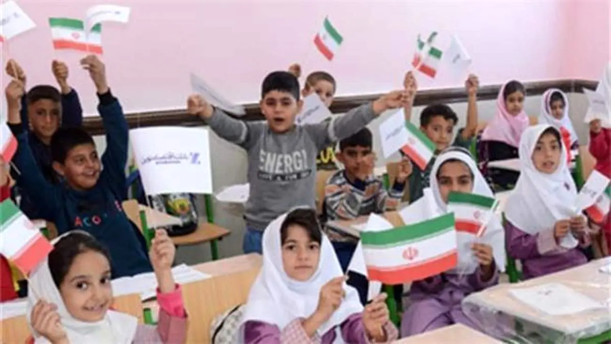 مدرسه بانک اقتصادنوین در روستای نائب کندی ماکو افتتاح شد