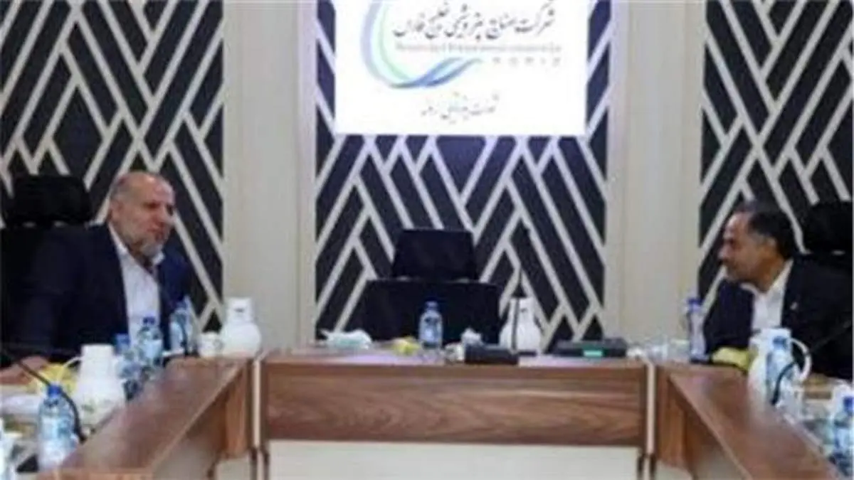 ظرفیت‌های تخصصی بانک تجارت در خدمت شرکت پتروشیمی اروند