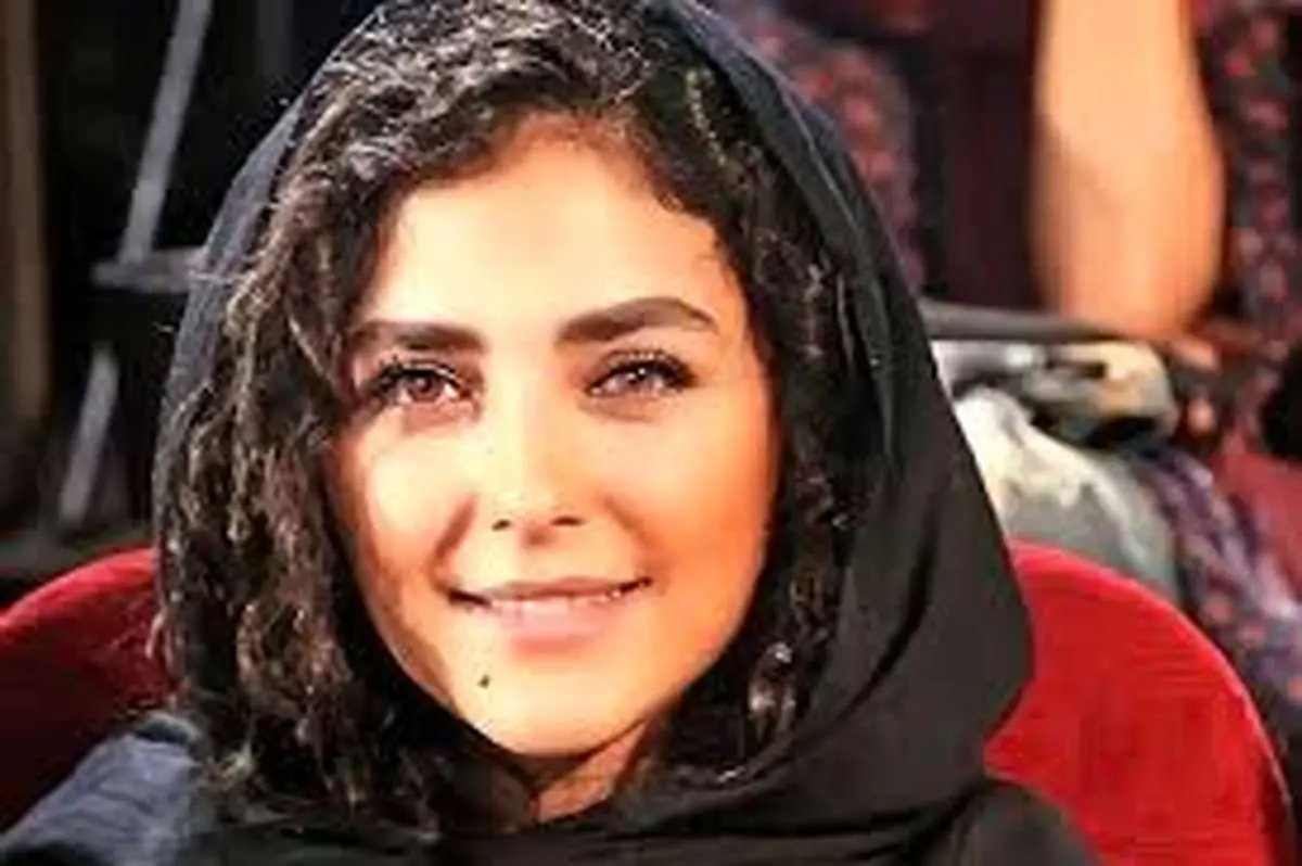 ژست و تیپِ خاص هدی زینالعابدین در یک عکس هنری