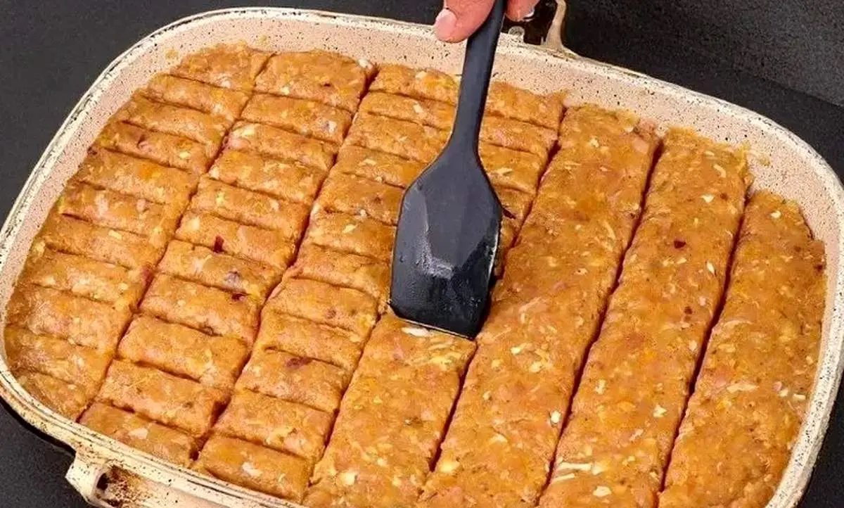 کباب تابه‌ای مرغ با سس آلبالو