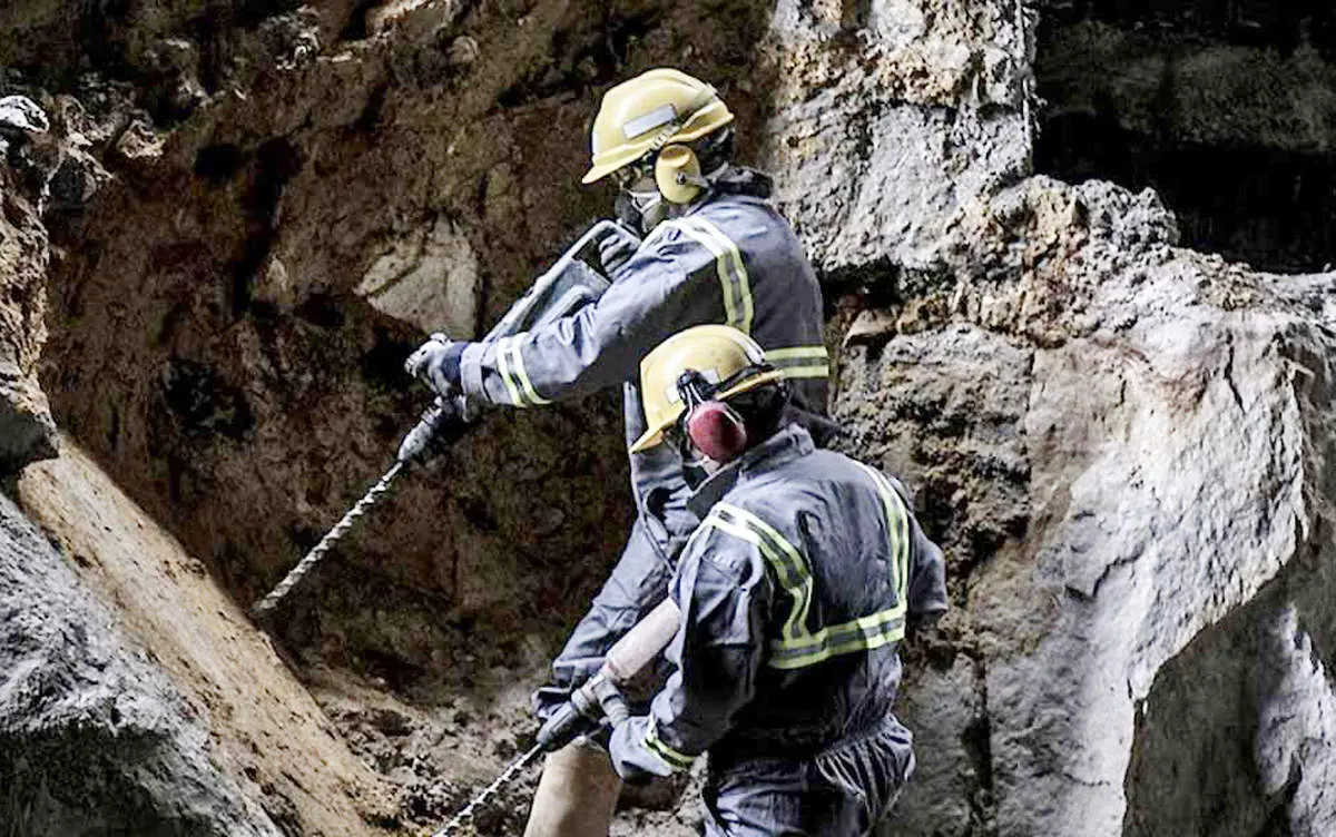 امتدادِ زخمهای معدن بر پیکرِ قربانیان