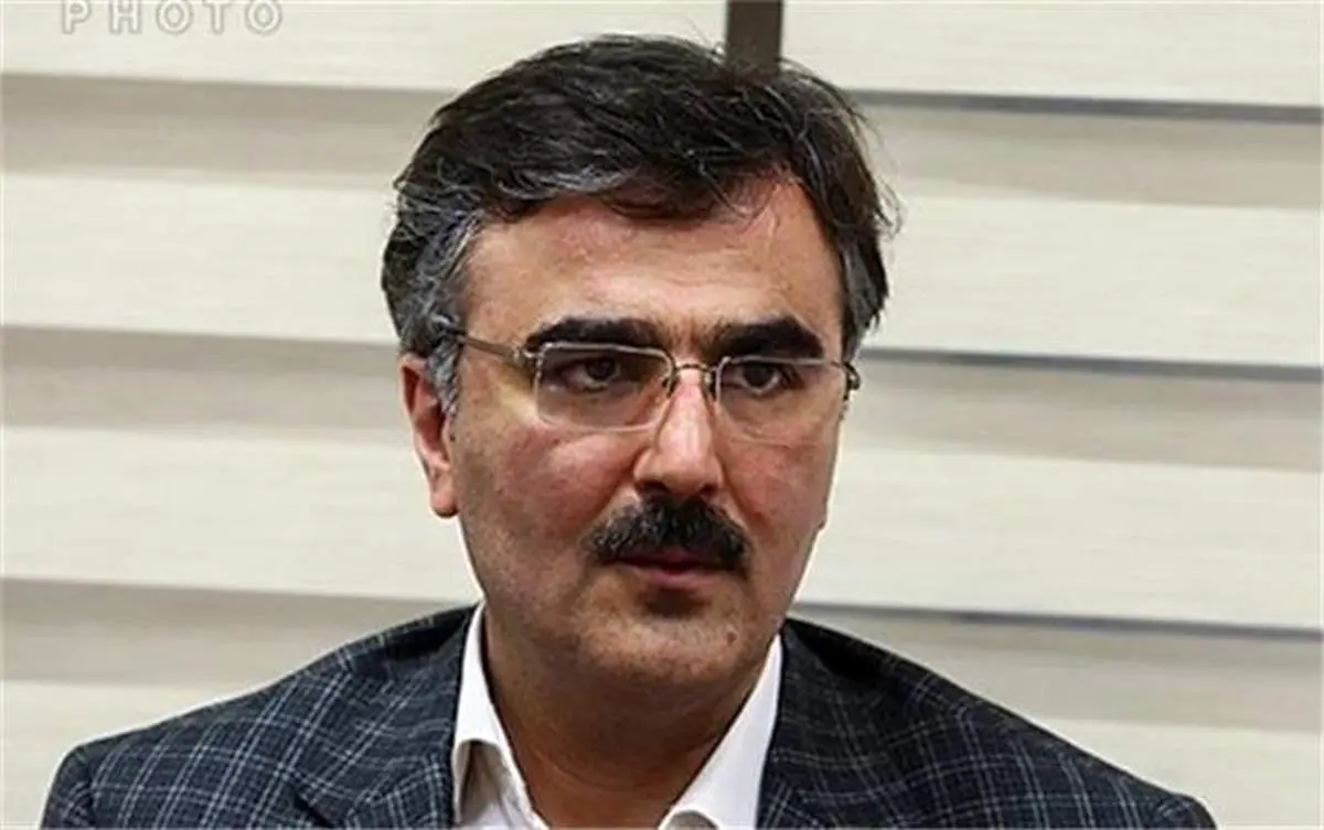 واکنش رئیس بانک مرکزی به افزایش شدید قیمت دلار در بازار / نرخ مرکز مبادله ارز و طلا از فردا مرجع قیمت می‌شود