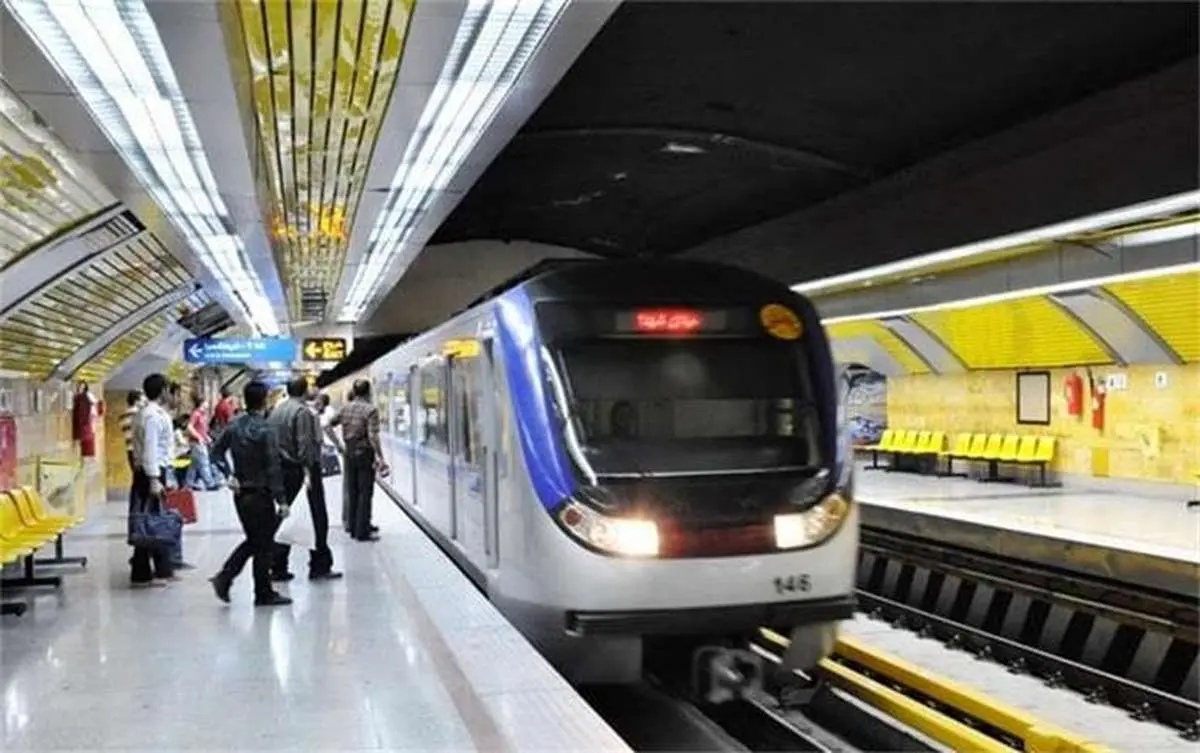 شایعات انتشار دود مسمومیت‌زا در مترو و توضیح متروی تهران