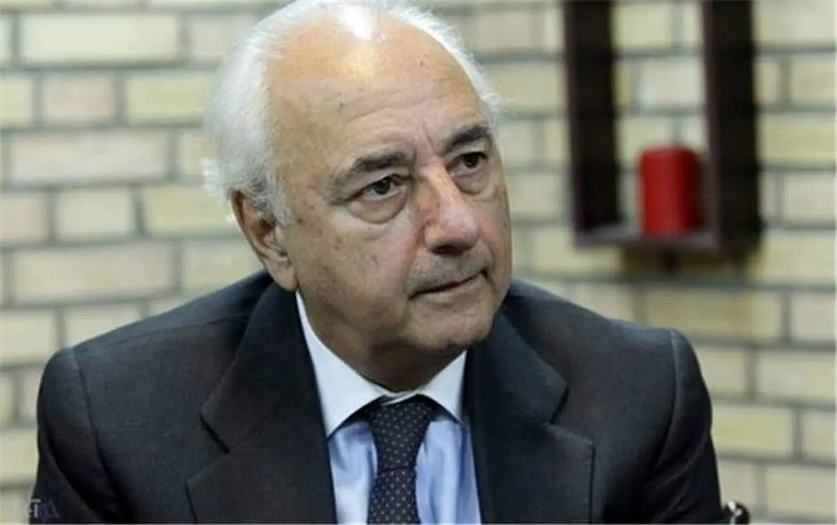 مساله اساسی ایران رفع تحریمهاست نه سفر گروسی/ بیش از دو سال است که برجام را تمام شده میدانم/ دشمنان ما کیسه بوکس نیستند که فقط کتک بخورند