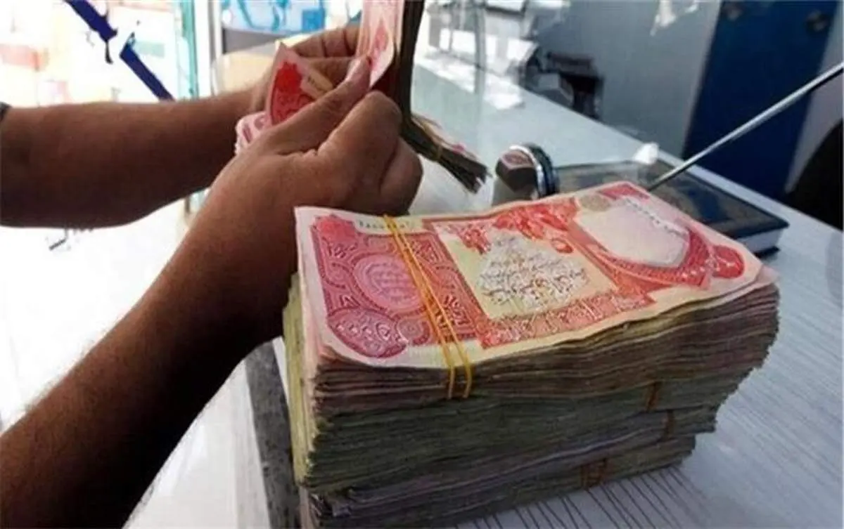 سرگردانی مسافران عتبات از نحوه توزیع ارز وکمبود دینار در بازار