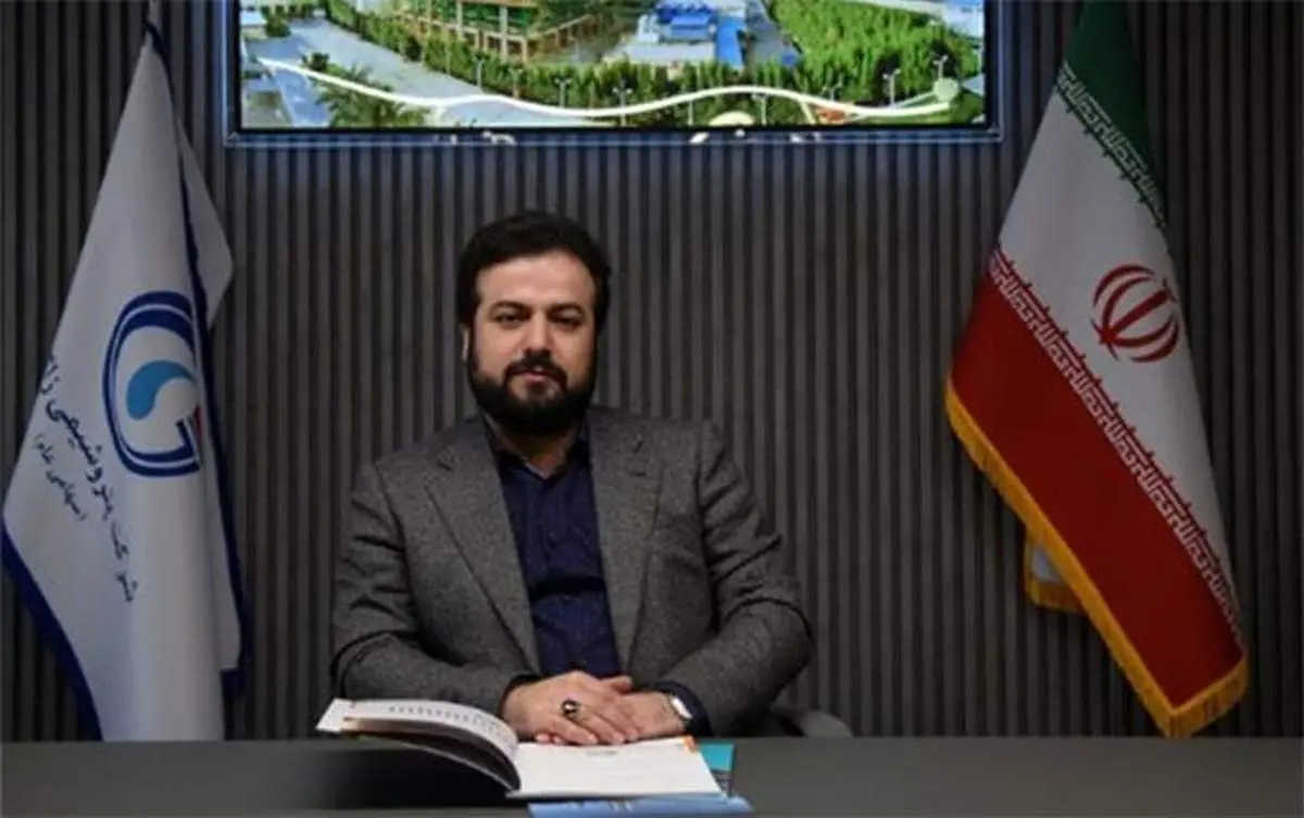 تجلیل از مدیر عامل پتروشیمی زاگرس به عنوان چهره نامی صنعت و اقتصاد کشور