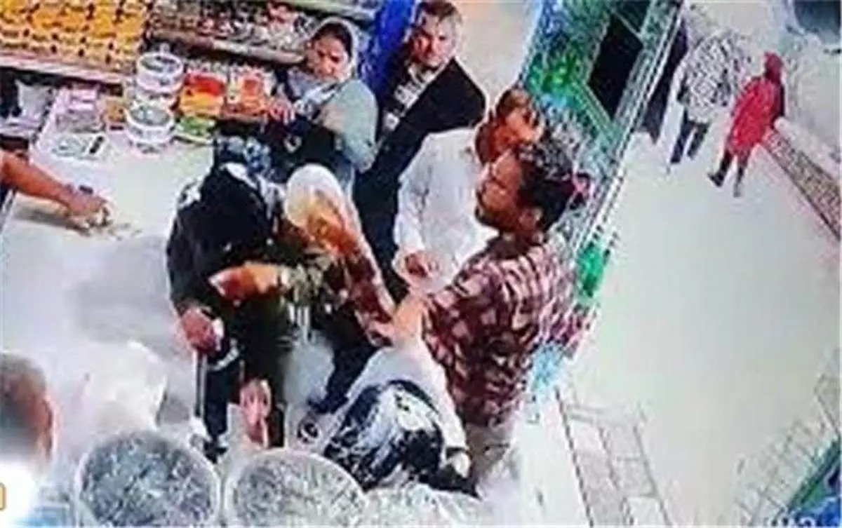 هشدار روزنامه اصولگرا  به ماجرای «ماستپاشی» روی دو زن بیحجاب/ مواجهه با این موضوع باید طوری باشد که کمترین آسیب متوجه جامعه و ساختارهای دینی و فرهنگی آن شود