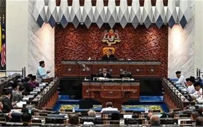 مالزی حکم اعدام و حبس ابد را برای برخی جرایم لغوکرد/ معاون وزیر دادگستری مالزی :مجازات اعدام نتایجی را که قرار بود به همراه داشته باشد، در بر نداشت