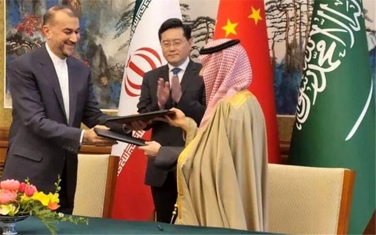 بیانیه مشترک ایران و عربستان به امضا رسید / این بیانیه با تاکید بر اهمیت توافق پکن و فعال سازی آن با هدف اعتمادسازی متقابل و  گسترش زمینههای همکاری امضا شد