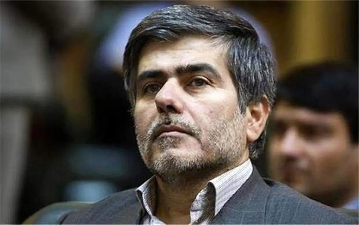 نماینده مجلس: مردم صرفه جویی کنند/ برنامهای برای افزایش قیمت بنزین نداریم/ مجبوریم واردات بنزین داشته باشیم/