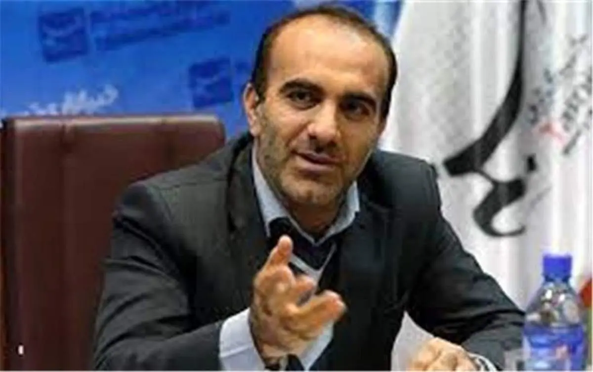هشدار رئیس سازمان نظام پزشکی به رئیسی / عدم شفافیت نحوه تخصیص ارز تجهیزات پزشکی باعث افزایش فزاینده قیمت تجهیزات پزشکی می‌شود