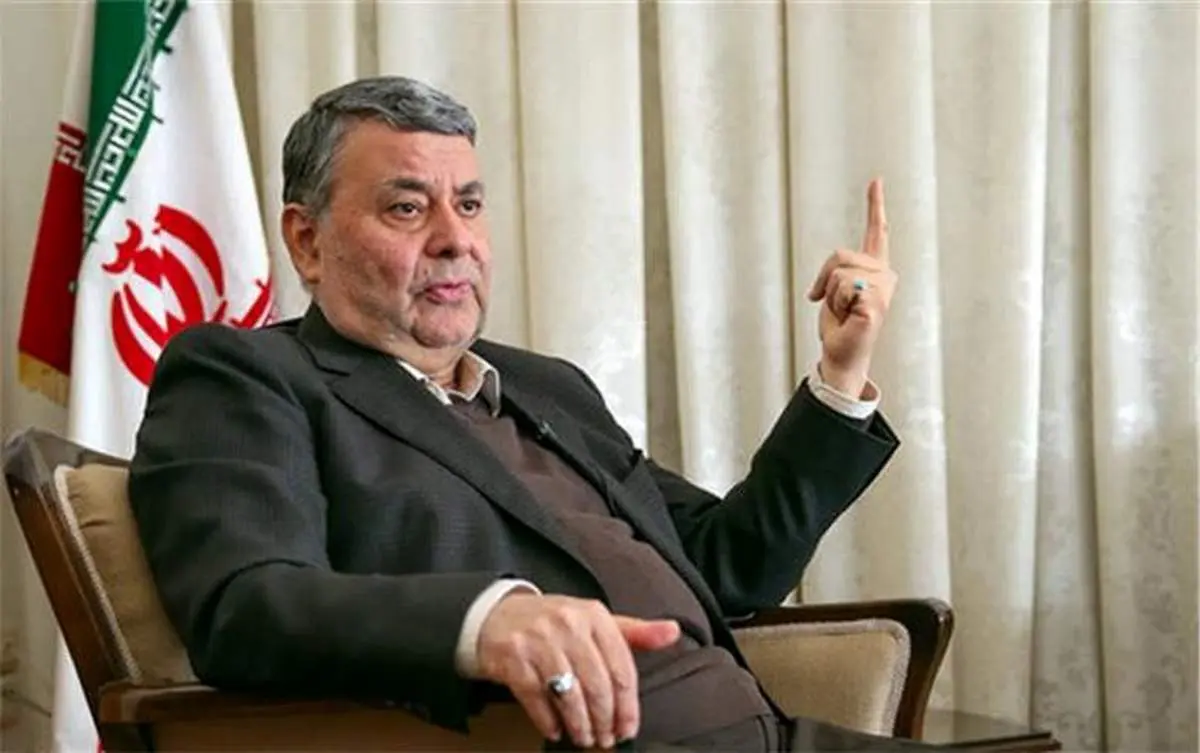 محمد صدر از حمله افراطیون به سفارت عربستان انتقاد کرد/ کیهان صدر را غربزده و طرفدار آمریکای دغلکار خواند!