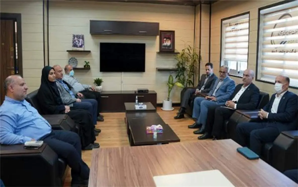 دکتر کریمی: بندر امام خمینی(ره) مؤلفه‌ای مهم در ایجاد مزیت‌های صادراتی محصولات پتروشیمی کشور است