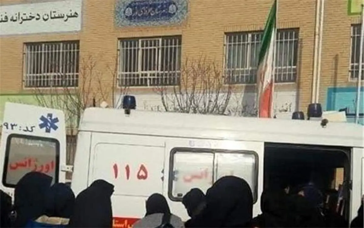 ماجرای تجمع مردم علیه مسمومیت‌ دانش‌آموزان به روایت فرماندارشاهین‌شهر اصفهان / عده قلیلی، شعار ساختارشکنانه سر دادند