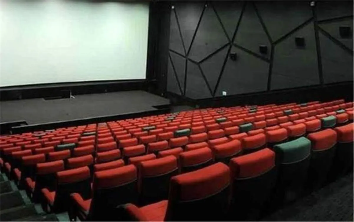 بیحجابی یک بازیگر دلیل برکناری مدیر سینما لوتوس