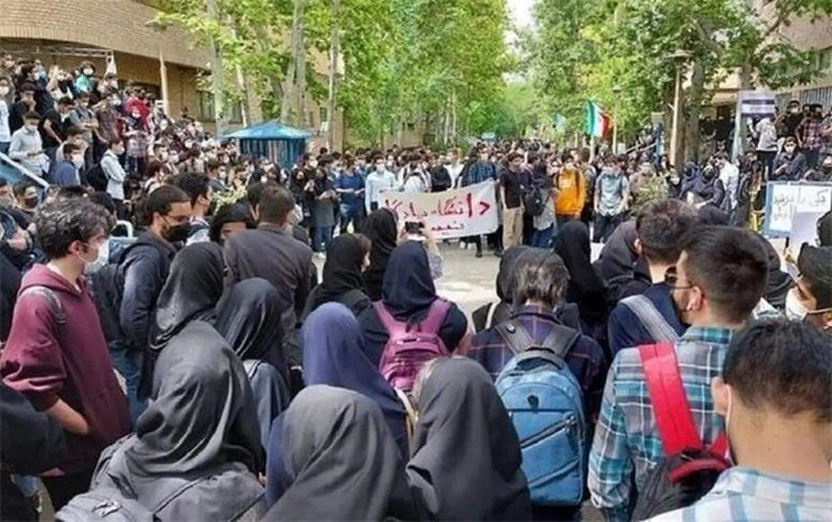 ۴ یا ۵ دانشجو فقط در یک دانشگاه تهران در جریان ناآرامیها از تحصیل محروم شدند / برای ۲۰ دانشجو پرونده انضباطی تشکیل شد