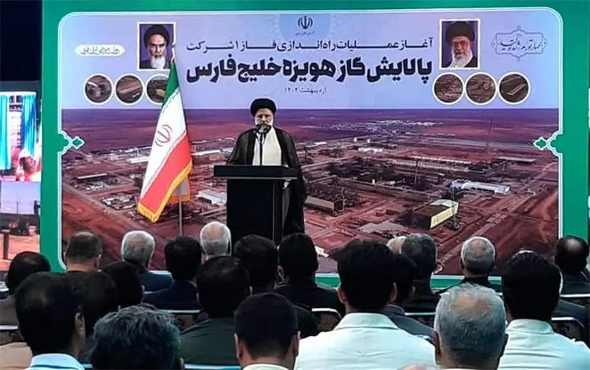 ۷۵ درصد تجهیزات پالایشگاه هویزه خلیج فارس ساخت ایران و موجب افتخار است/ انتقال خوراک از هویزه به پتروشیمیها کار بزرگی است/ صنعت نفت، گاز و پتروشیمی باید بسیجی و جهادی اداره شود