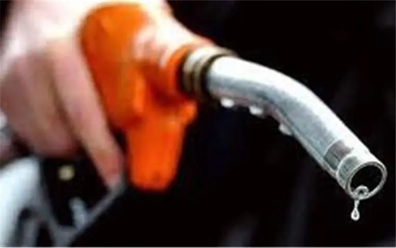 وضعیت وخیم  بنزین / بنزین روسی ۱۲ دلار بالاتر از قیمت جهانی وارد کشور شد