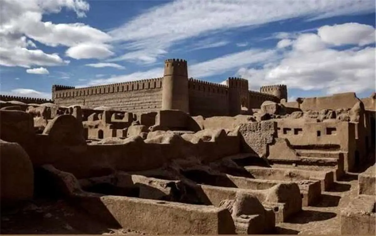 فروش بناهای تاریخی در کرمان تکذیب شد/  برون‌سپاری بخش خدماتی ابنیه تاریخی مطرح بود