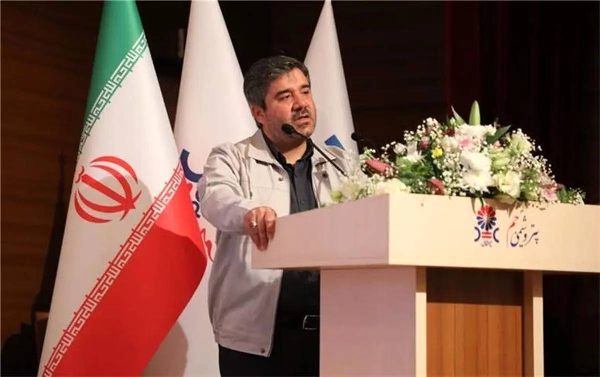 کار و تلاش ما باید با هدف پیشرفت کشور باشد