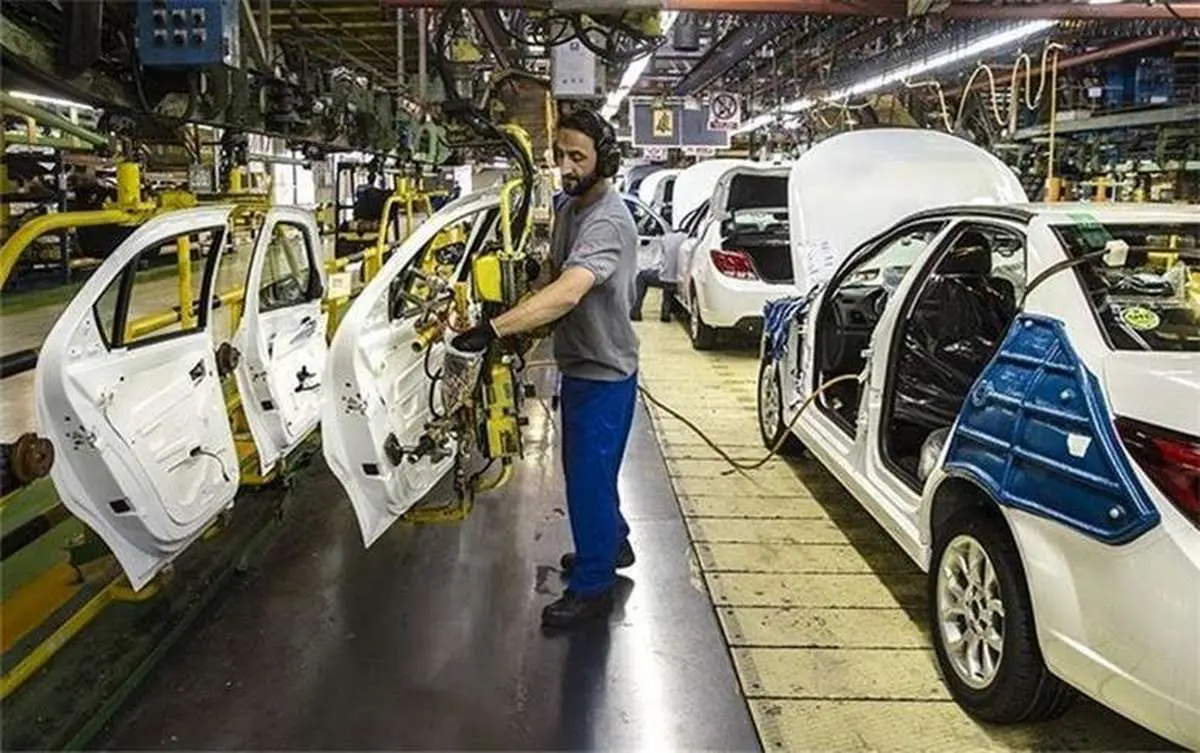 تحقق تولید 1/7 میلیون خودرو تا پایان سال در پرده ابهام/ تولید رانا متوقف شد