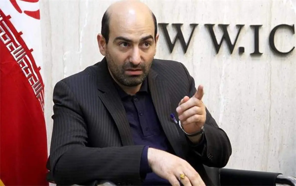 نماینده مجلس: 57 نفر شاسیبلند گرفتند/ برخی از نمایندگان خودرو را به نام اقوام یا به نام امام جمعه و فرماندارشان گرفتند