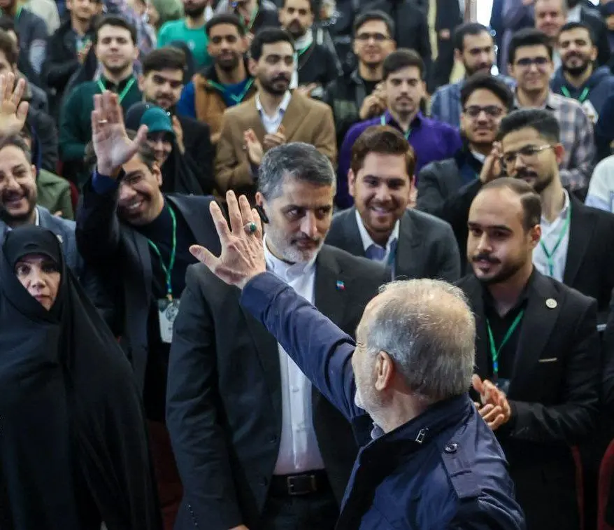 «شفافیت و پاسخگویی» مطالبه دانشجویان از مسئولان