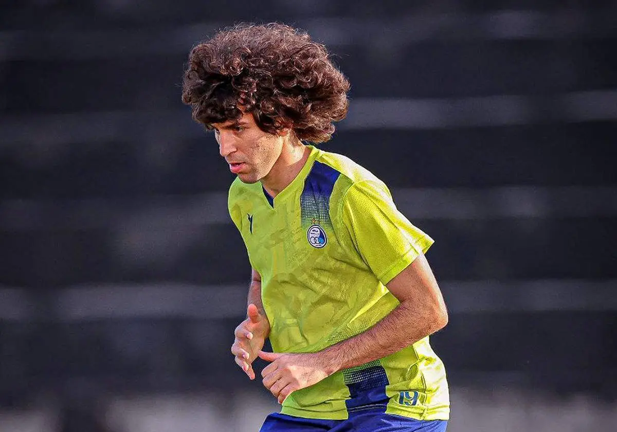  وینگر خارجی استقلالی می‌شود؟