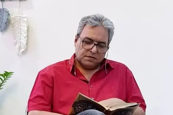 طنز سیاه محصول جهان مدرن است