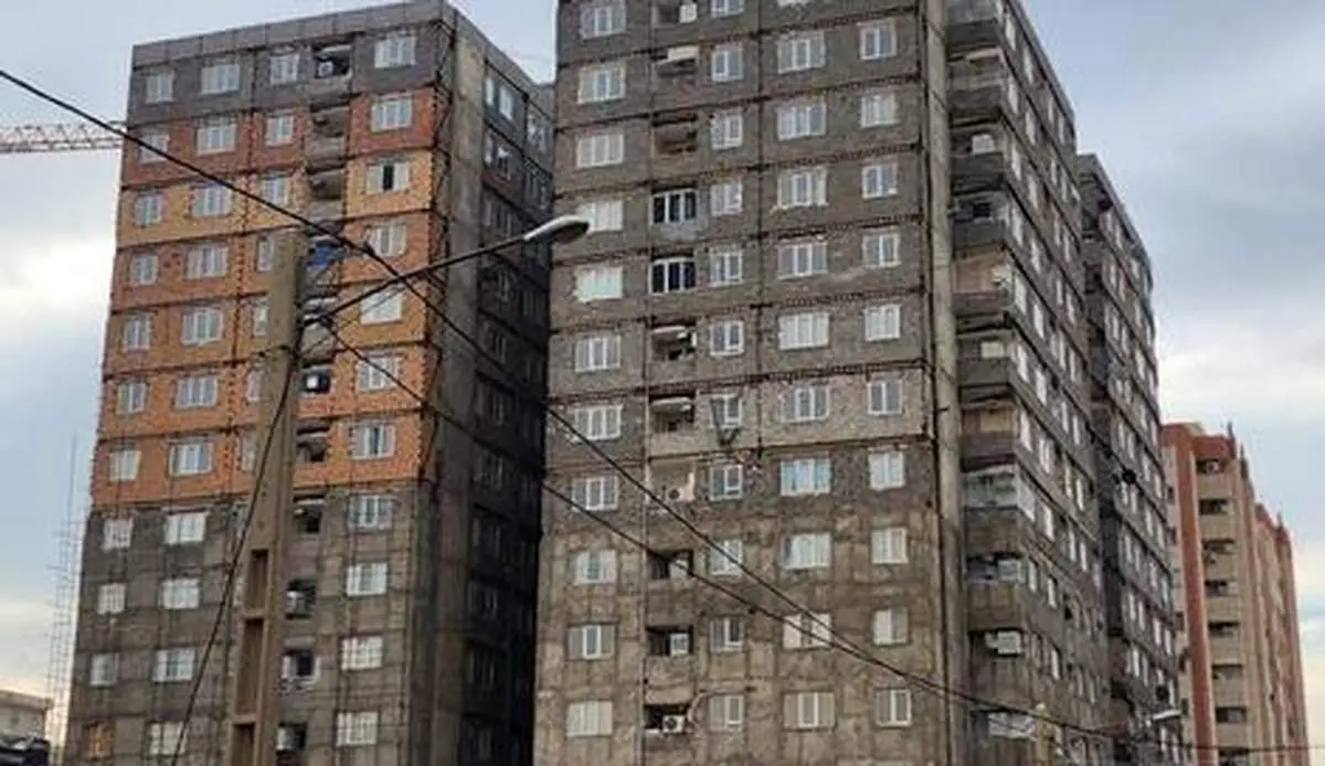 احتمال ریزش یک ساختمان در تهران!